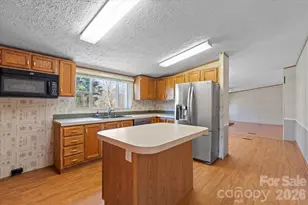 18 Ford Valley Rd, Weaverville, NC 28787 - Photo 13