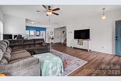 2419 Impatien Drive, Charlotte, NC 28215 - Photo 3