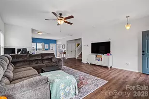 2419 Impatien Drive, Charlotte, NC 28215 - Photo 3