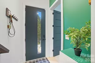 1003 Zinc Ln, Charlotte, NC 28205 - Photo 5