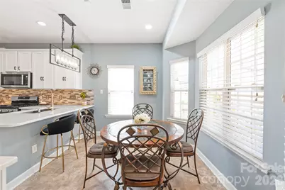 12205 Westbury Glen Court, Charlotte, NC 28262 - Photo 25