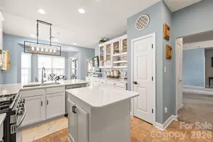 12205 Westbury Glen Ct, Charlotte, NC 28262 - Photo 21