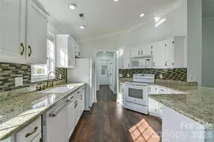 4 Heather Way, Candler, NC 28715 - Photo 3