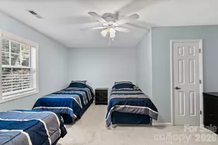 100 Thistle Knoll Ct, Asheville, NC 28803 - Photo 33