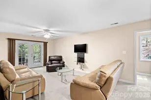 100 Thistle Knoll Ct, Asheville, NC 28803 - Photo 27