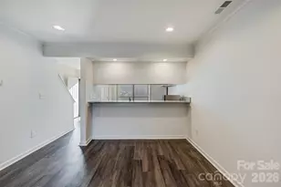 11020 Carmel Crossing Rd, Charlotte, NC 28226 - Photo 7