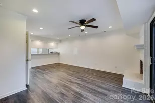 11020 Carmel Crossing Rd, Charlotte, NC 28226 - Photo 11