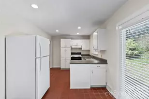 1 Clearbrook Rd, Asheville, NC 28805 - Photo 5