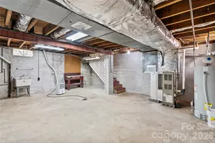 1 Clearbrook Rd, Asheville, NC 28805 - Photo 17