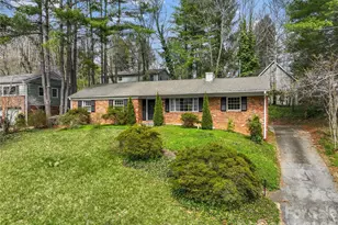 1 Clearbrook Rd, Asheville, NC 28805 - Photo 19