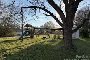 612 Ballard St, Chester, SC 29706 - Photo 19