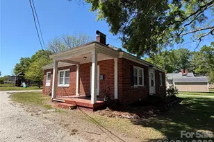 612 Ballard St, Chester, SC 29706 - Photo 3