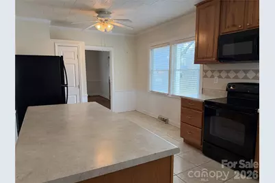 612 Ballard Street, Chester, SC 29706 - Photo 9