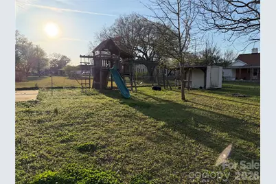 612 Ballard Street, Chester, SC 29706 - Photo 17