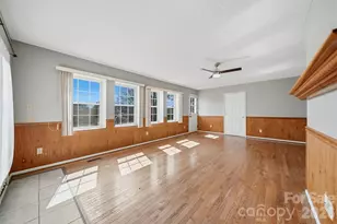 2010 Elizabeth Ave, Hickory, NC 28602 - Photo 13