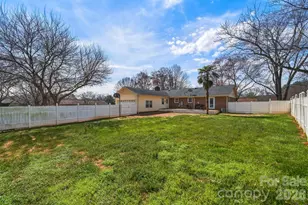 2010 Elizabeth Ave, Hickory, NC 28602 - Photo 27