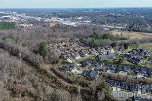 1365 Royalty Cir, Statesville, NC 28625 - Photo 9