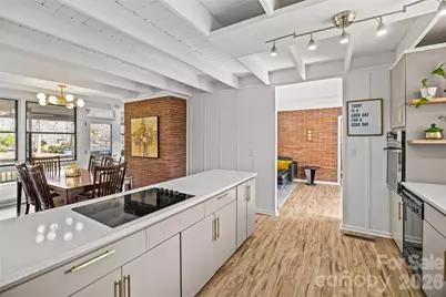 6520 Grove Park Boulevard, Charlotte, NC 28215 - Photo 11