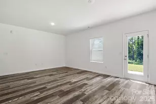 112 Angle St, Cherryville, NC 28021 - Photo 13