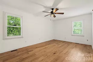 4600 Bournewood Ln, Charlotte, NC 28226 - Photo 15