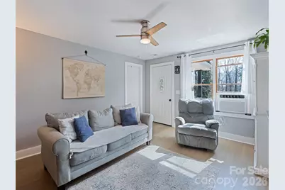 110 Ewart Drive, Hendersonville, NC 28739 - Photo 23