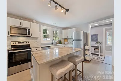 110 Ewart Drive, Hendersonville, NC 28739 - Photo 27