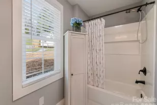 110 Ewart Dr, Hendersonville, NC 28739 - Photo 41