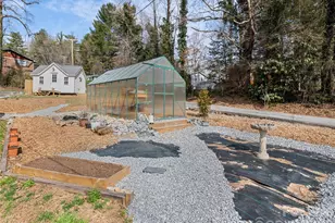 110 Ewart Dr, Hendersonville, NC 28739 - Photo 17