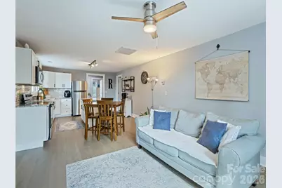 110 Ewart Drive, Hendersonville, NC 28739 - Photo 25