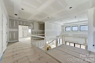 1427 N Sharon Amity Rd, Charlotte, NC 28211 - Photo 31