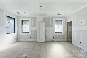 1427 N Sharon Amity Rd, Charlotte, NC 28211 - Photo 45