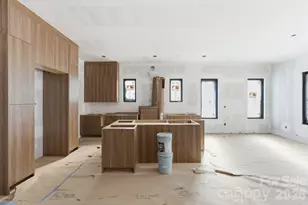 1427 N Sharon Amity Rd, Charlotte, NC 28211 - Photo 15