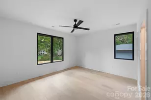 1427 N Sharon Amity Rd, Charlotte, NC 28211 - Photo 41