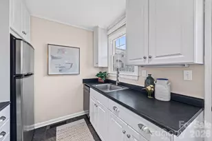 520 Wakefield Dr, Charlotte, NC 28209 - Photo 9