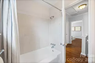 520 Wakefield Dr, Charlotte, NC 28209 - Photo 19