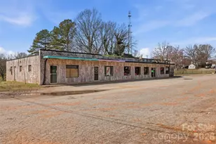 1904 N Rankin Ave, Newton, NC 28658 - Photo 1