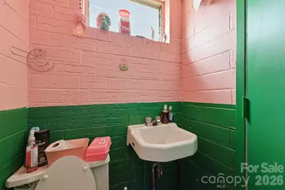 1904 N Rankin Avenue, Newton, NC 28658 - Photo 27