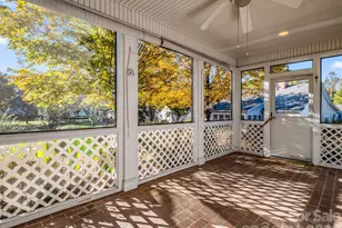 276 Cambridge Dr, Brevard, NC 28712 - Photo 29