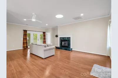 276 Cambridge Drive, Brevard, NC 28712 - Photo 19