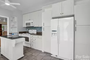 276 Cambridge Dr, Brevard, NC 28712 - Photo 27
