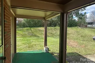 1435 Dean St, Charlotte, NC 28216 - Photo 15