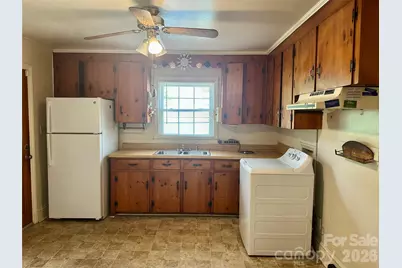 1435 Dean Street, Charlotte, NC 28216 - Photo 5