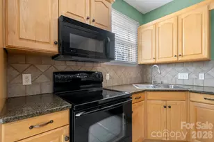 215 Browning Dr, Taylorsville, NC 28681 - Photo 9