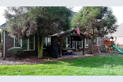 2696 Charleston Court, Claremont, NC 28610 - Photo 43