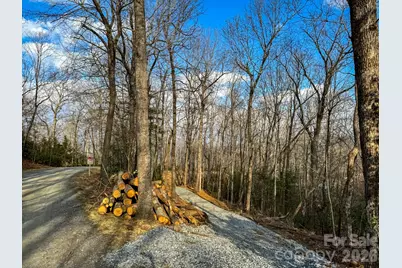 582 Faircrest Lane, Hendersonville, NC 28792 - Photo 25
