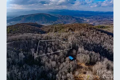 582 Faircrest Lane, Hendersonville, NC 28792 - Photo 1