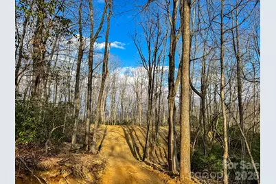 582 Faircrest Lane, Hendersonville, NC 28792 - Photo 27