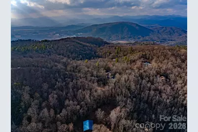 582 Faircrest Lane, Hendersonville, NC 28792 - Photo 13