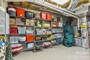 171 Old Hillside Ln, Flat Rock, NC 28731 - Photo 35