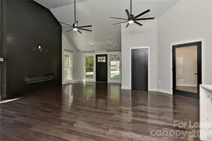 2105 Highland St, Charlotte, NC 28208 - Photo 7